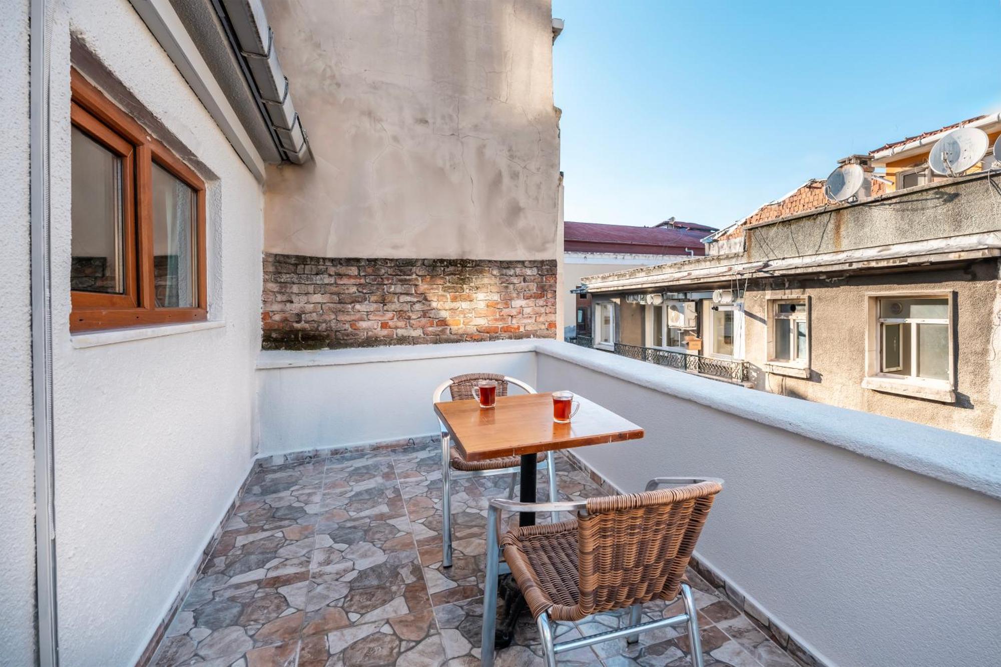 Taksim Dora Hotel Istanbul Bagian luar foto