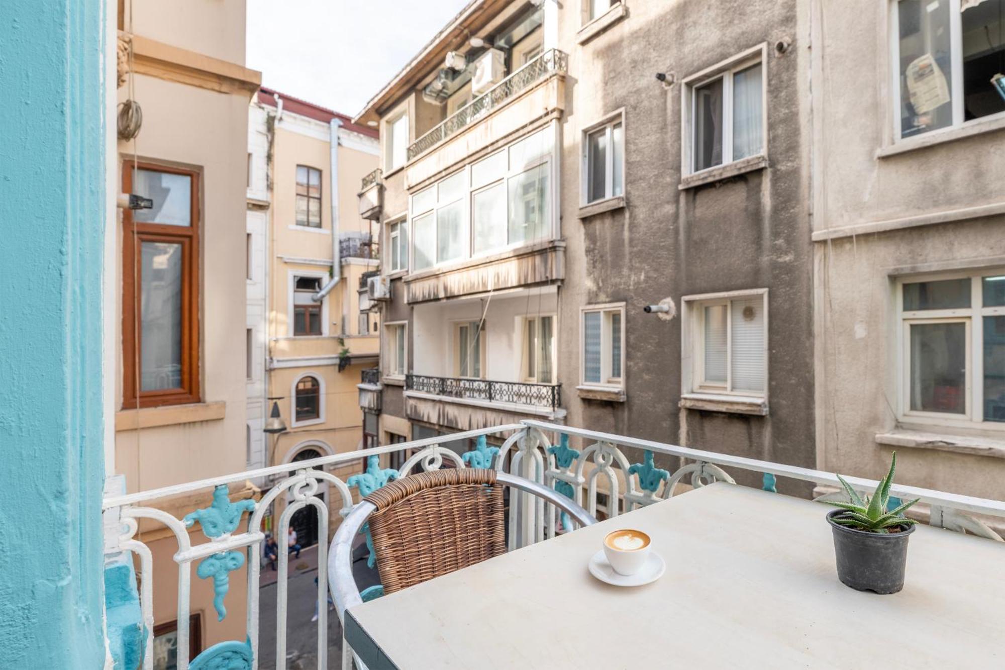Taksim Dora Hotel Istanbul Bagian luar foto